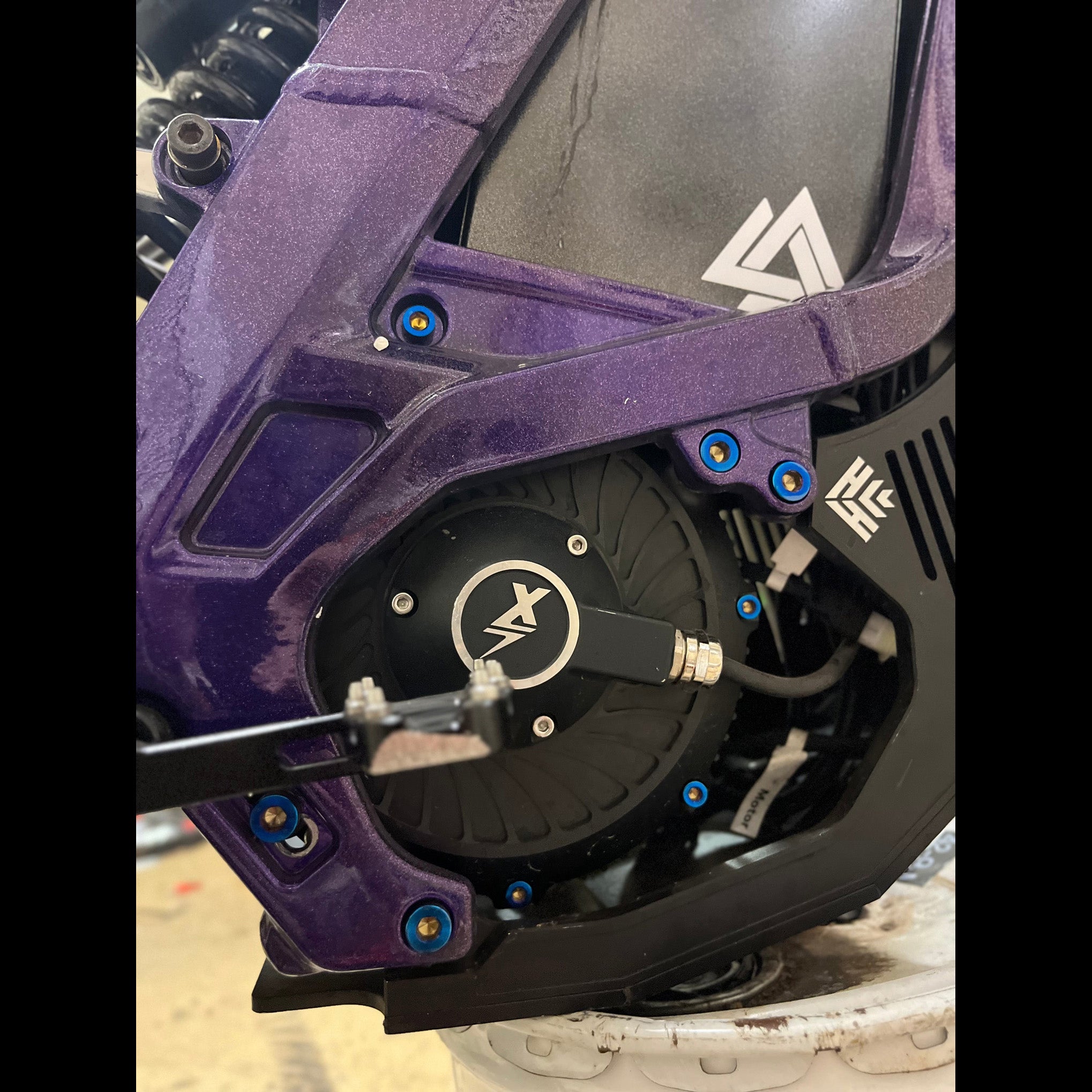 Complete Motor Titanium All E-Moto (Set of 4) Axbolts