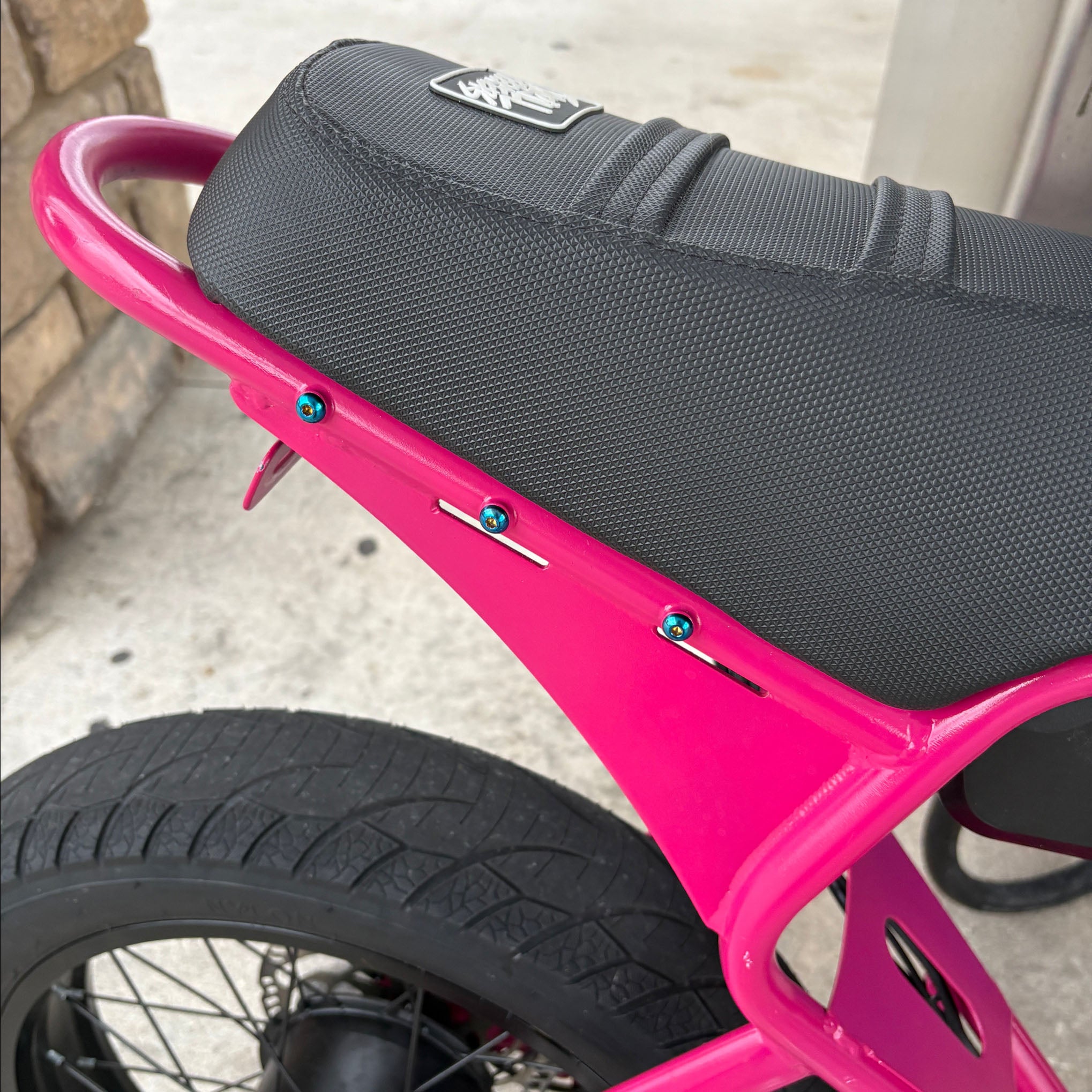 Macfox X1 and X2 titanium bolt kit V2 – additional view