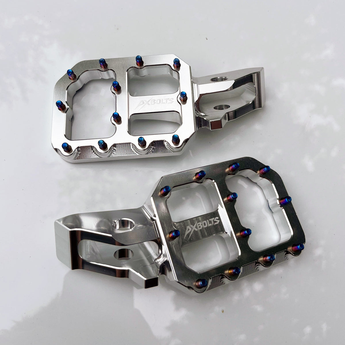 Surron LBX/Eride/Talaria Titanium Footpegs Axbolts