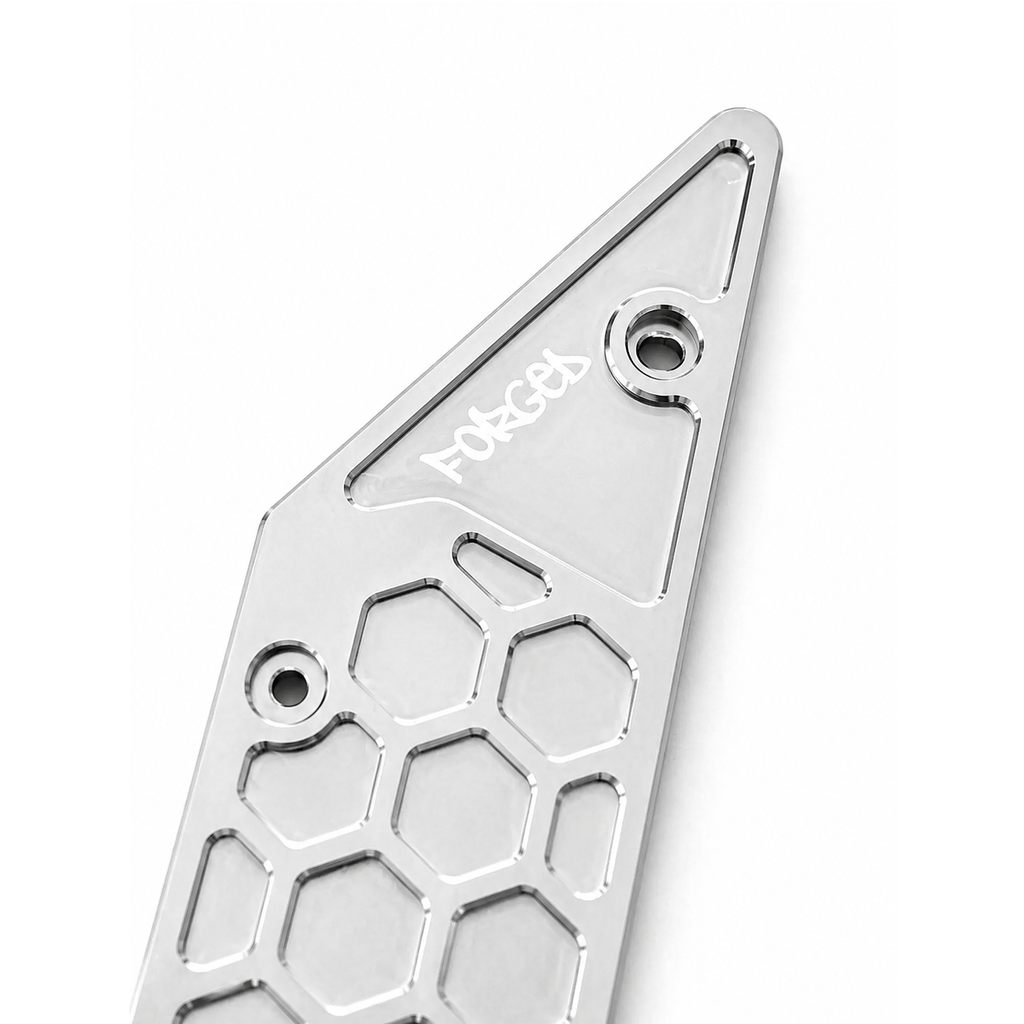 Talaria XXX and XXX Pro CNC metal side panels, direct bolt-on replacement – detail view
