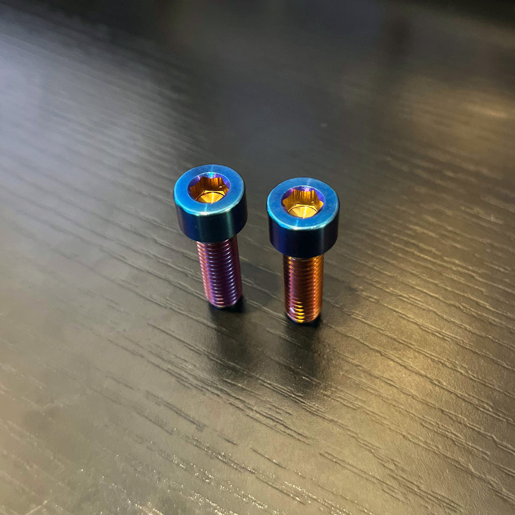 Ultra Bee Brake Mount (Set of 2) Axbolts