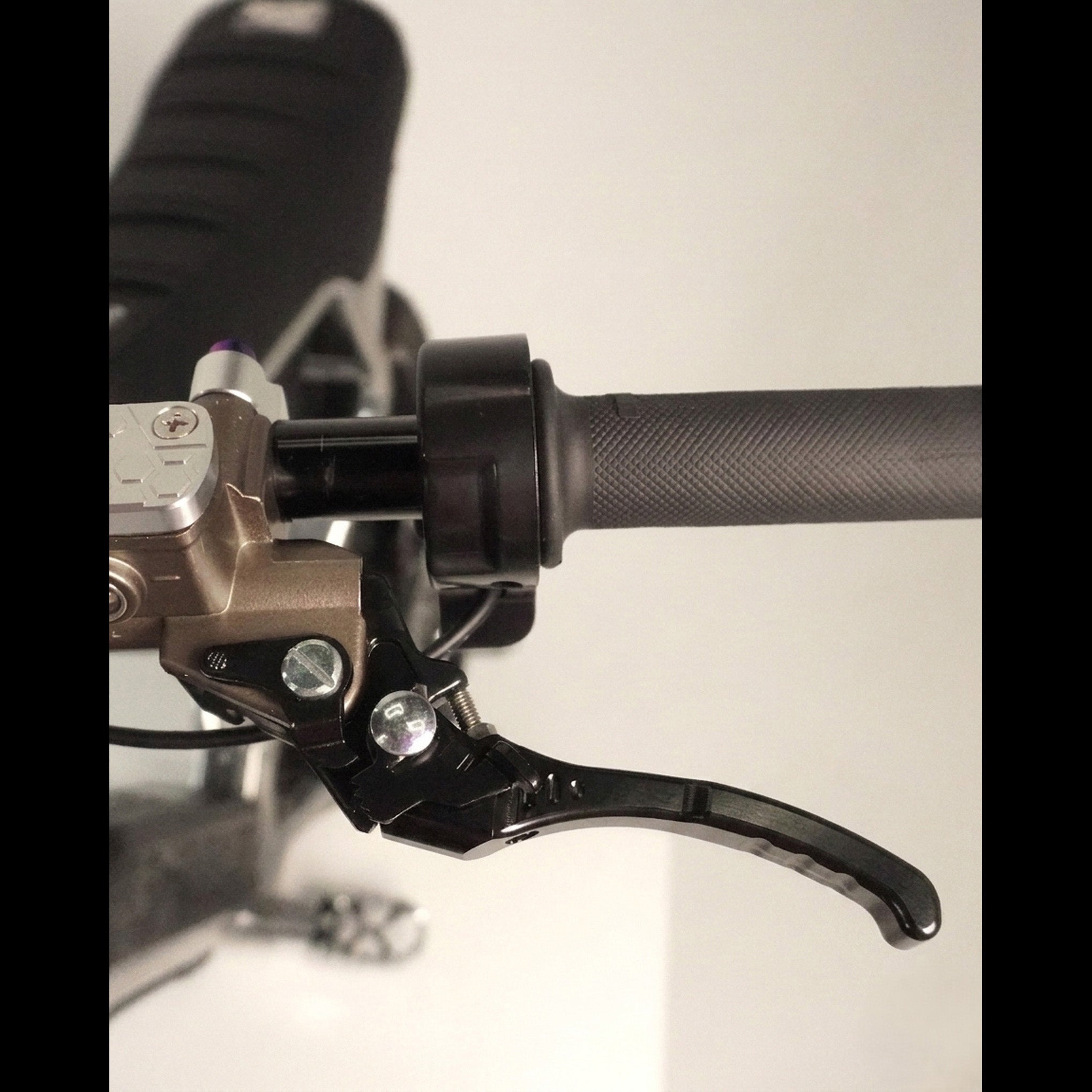 Ultra Bee Brake Upgraded Lever Kaos Customs