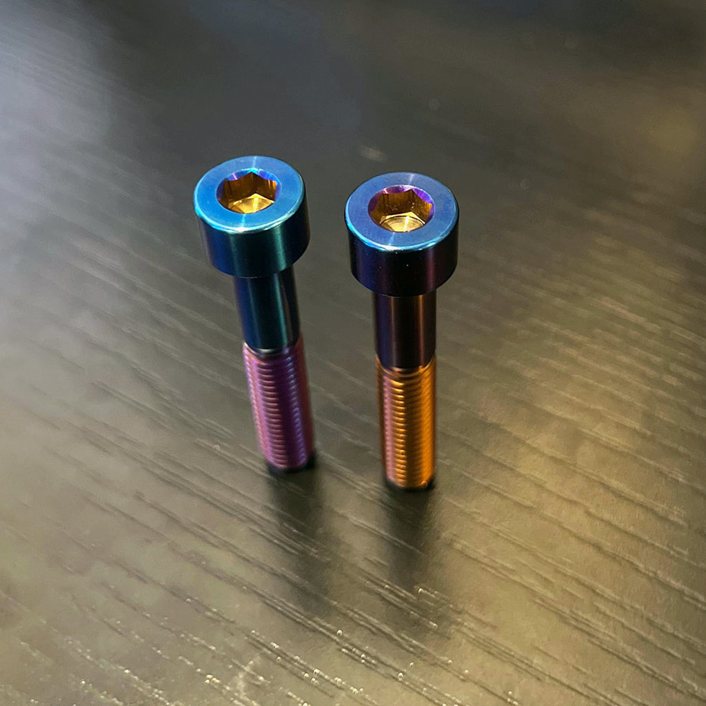 Ultra Bee / LBX Throttle Bolts (Set of 2) Axbolts